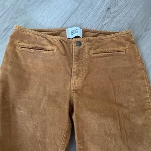BDG women’s corduroy low rise pants. Size 27